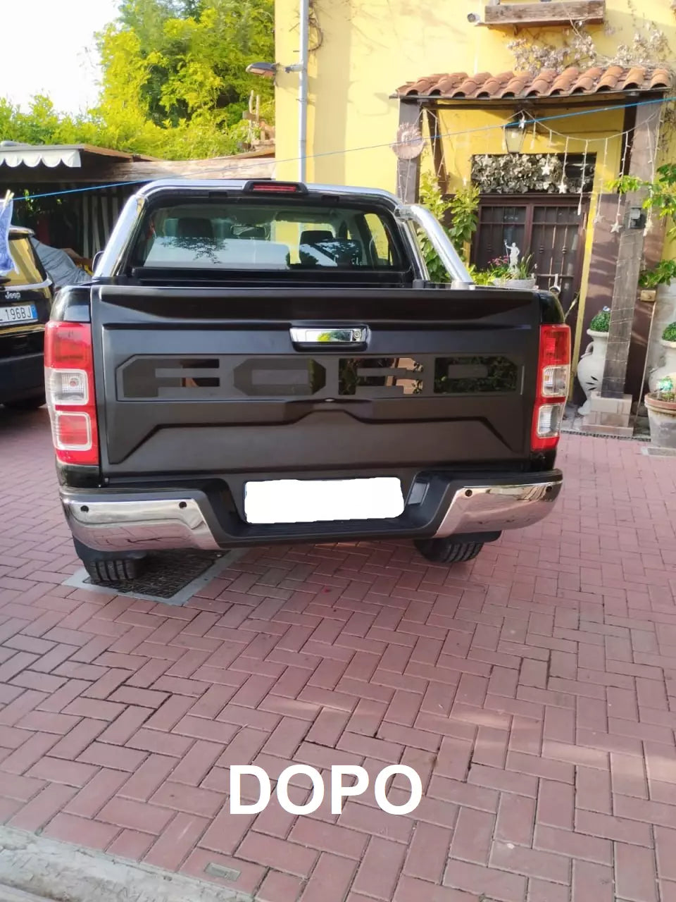 🔥PROTEZIONE PORTELLONE ADATTO PER FORD RANGER T6 T7 T8 2011-2022 V2 NERO🔥