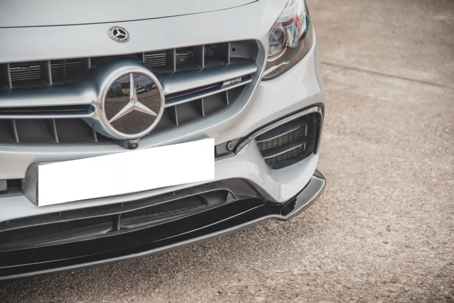 ⭐SPLITTER ADATTO PER MERCEDES CLASSE E W213 AMG E63 2016-2020 LOOK NERO LUCIDO⭐