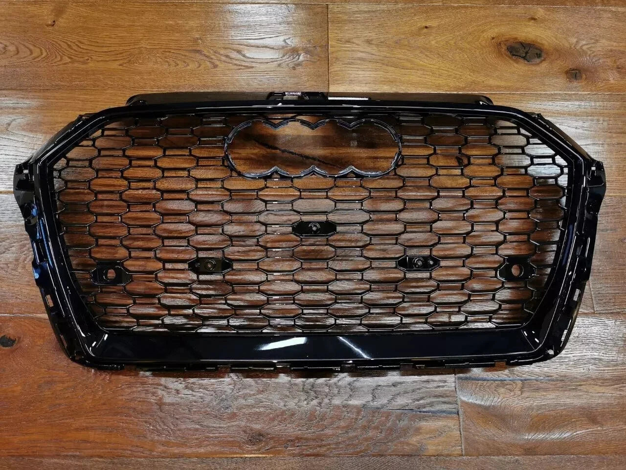 ⭐GRIGLIA ADATTA PER AUDI A3 8V 2017-2020 LOOK RS3 LOOK NERO LUCIDA⭐