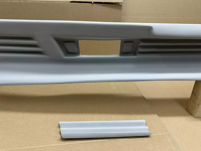 🔥SPOILER ANTERIORE KAMEI PER MERCEDES 190 (W201) – STILE VINTAGE RACING🔥