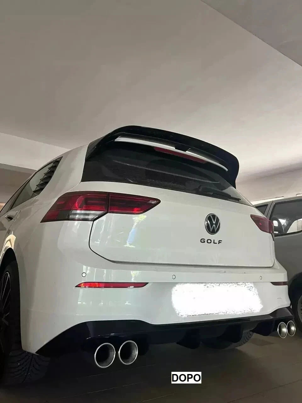 🔥0131 DIFFUSORE POSTERIORE NERO LUCIDO ADATTO PER VW GOLF 8 LOOK R TERMINALI🔥