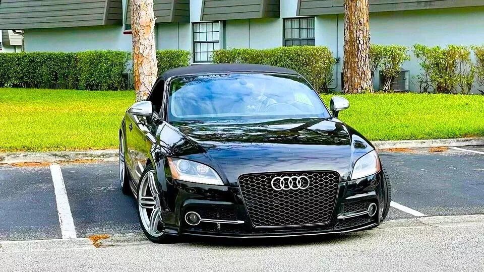 ✨Griglia anterior Audi TTRS Style TT TTS Griglia a nido d'ape nera lucida 06-14✨
