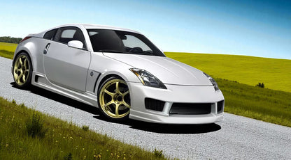 💫 Kit Parafanghi Sinistro + Destro in Vetroresina per Nissan 350Z (2003–2009)💫