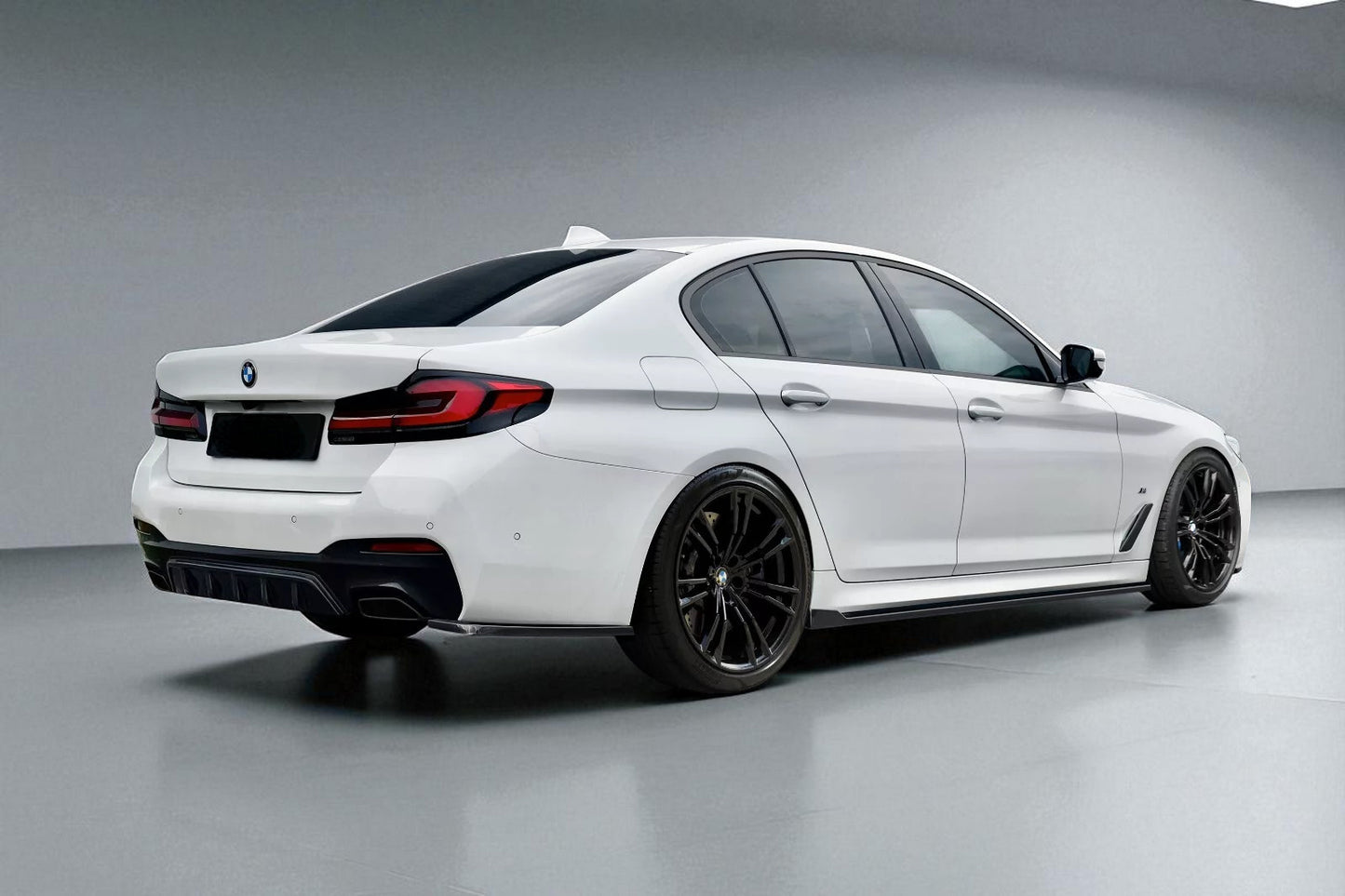💫 Splitter / Flaps Posteriori in ABS Nero Lucido per BMW Serie 5 G30 Facelift💫