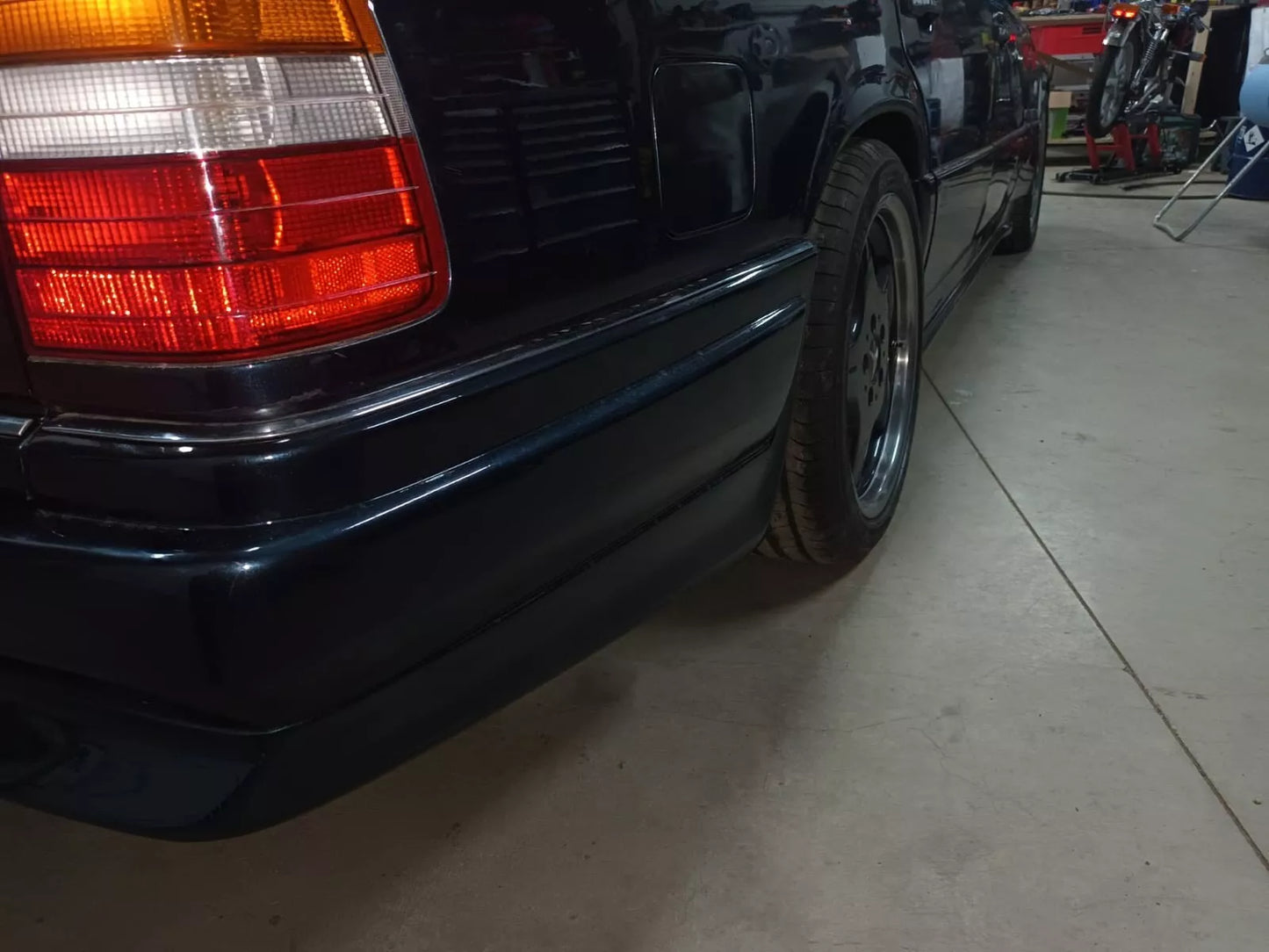 💫 Paraurti Posteriore Combinato Look AMG per Mercedes W124 T-Modello 💫