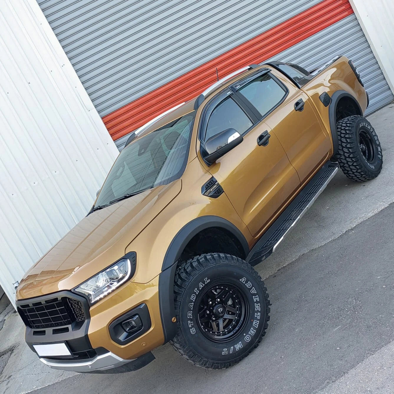 🔥 Protezioni parafango adatto per FORD Ranger T8 dal 2019 al 2022 🔥