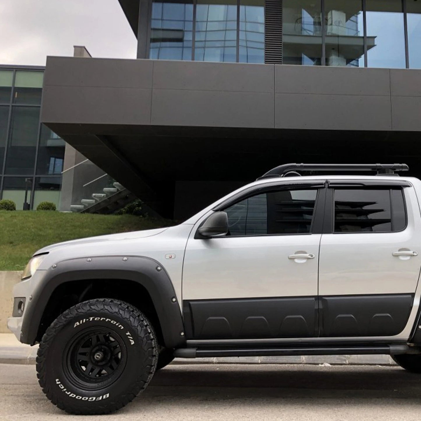 🔥 Copri carrozzeria adatto per VW Amarok MK1 restyling dal 2010 al 2022🔥