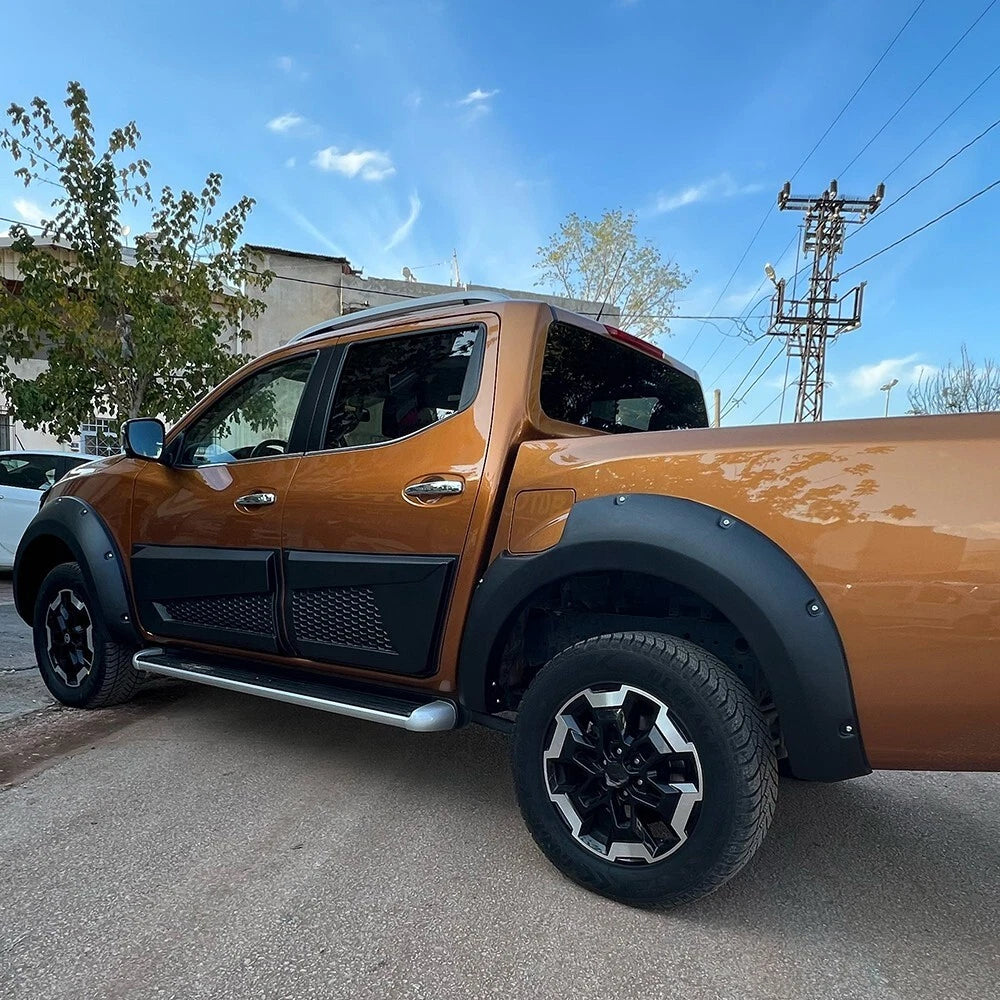 🔥 Rivestimenti parafango adatto per Navara NP300 dal 2017 al 2021 🔥