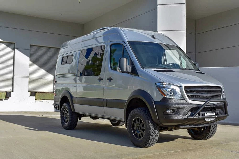 🔥 KIT Parafanghi adatto per Mercedes Sprinter dal 2014 al 2018 🔥