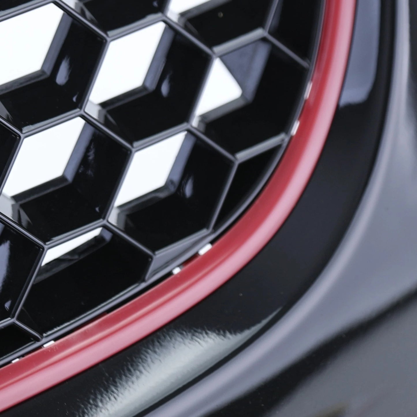 💫 Griglia Sportiva a Nido d'Ape senza Stemma per VW Golf 5 GTI 2003–2009 💫