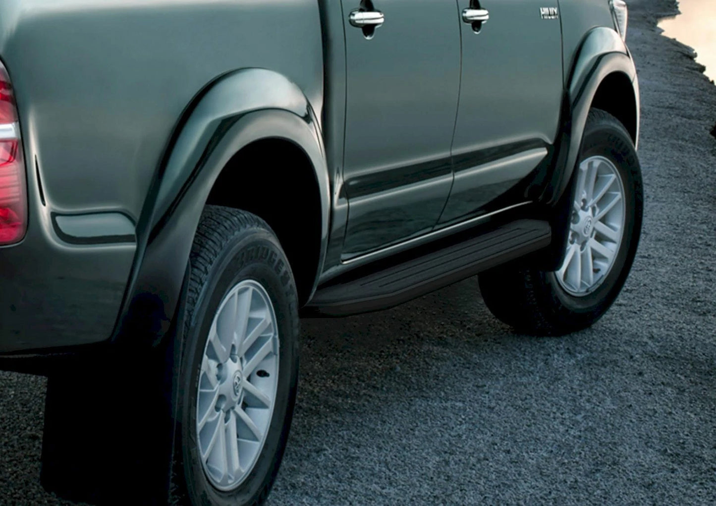 💫ART.5566 Pedane Laterale Alluminio per Toyota Hilux 2005-2015 Premium Nero💫