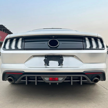 🔥ART.8647 DIFFUSORE POSTERIORE PER FORD MUSTANG MK6.5 CORPO NERO LUCIDO 18-23🔥
