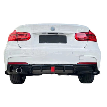 🔥ART.8668 DIFFUSORE POSTERIORE PER BMW 3 F30 F31 NERO LUCIDO SINGOLO CON LED🔥