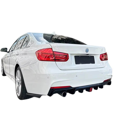 🔥ART.8668 DIFFUSORE POSTERIORE PER BMW 3 F30 F31 NERO LUCIDO SINGOLO CON LED🔥