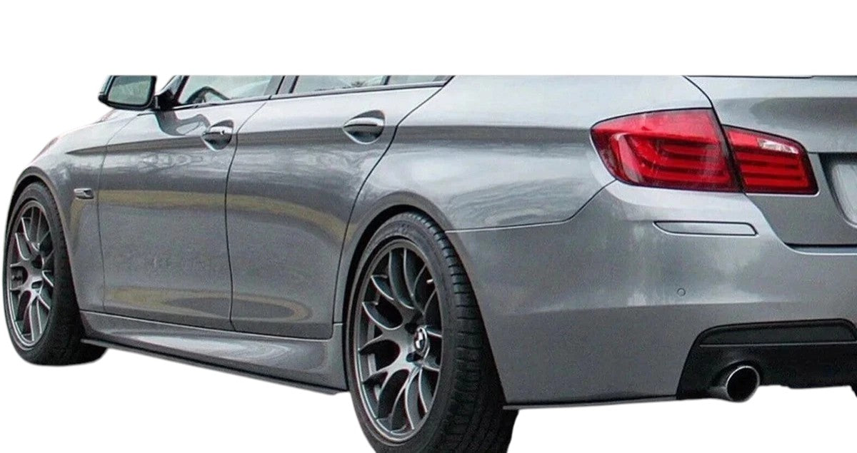 🔥ART.8674 GONNE LATERALI PER BMW SERIE 5 F10 F11 NERO LUCIDO ESTENSIONI🔥