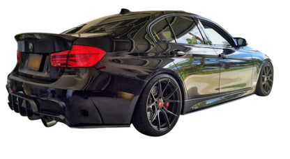 🔥ART.8680 GONNE LATERALI NERO LUCIDO PER BMW 3 F30 F31 SDOPPIATOR ESTENSIONI🔥