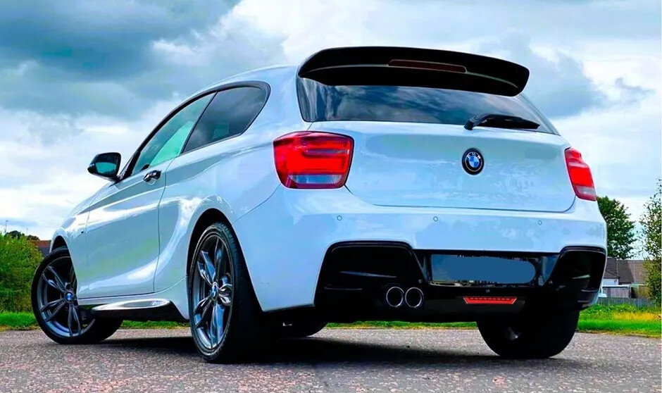 💫ART.7187 Diffusore per BMW 1 (F20, F21) (2011-2015) con Luce LED Nero Lucido💫
