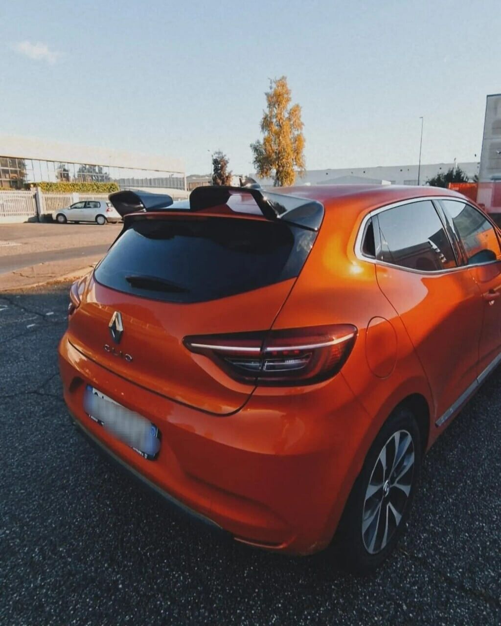 SPOILER SUITABLE FOR RENAULT CLIO 5 V 2019+ RAW CUP