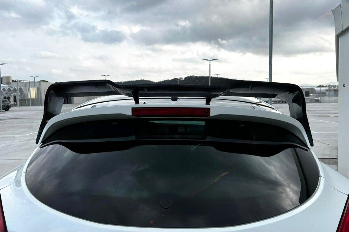 SPOILER STILE COPPA PER RENAULT MEGANE 3 RS - PER MODELLO RESTYLED