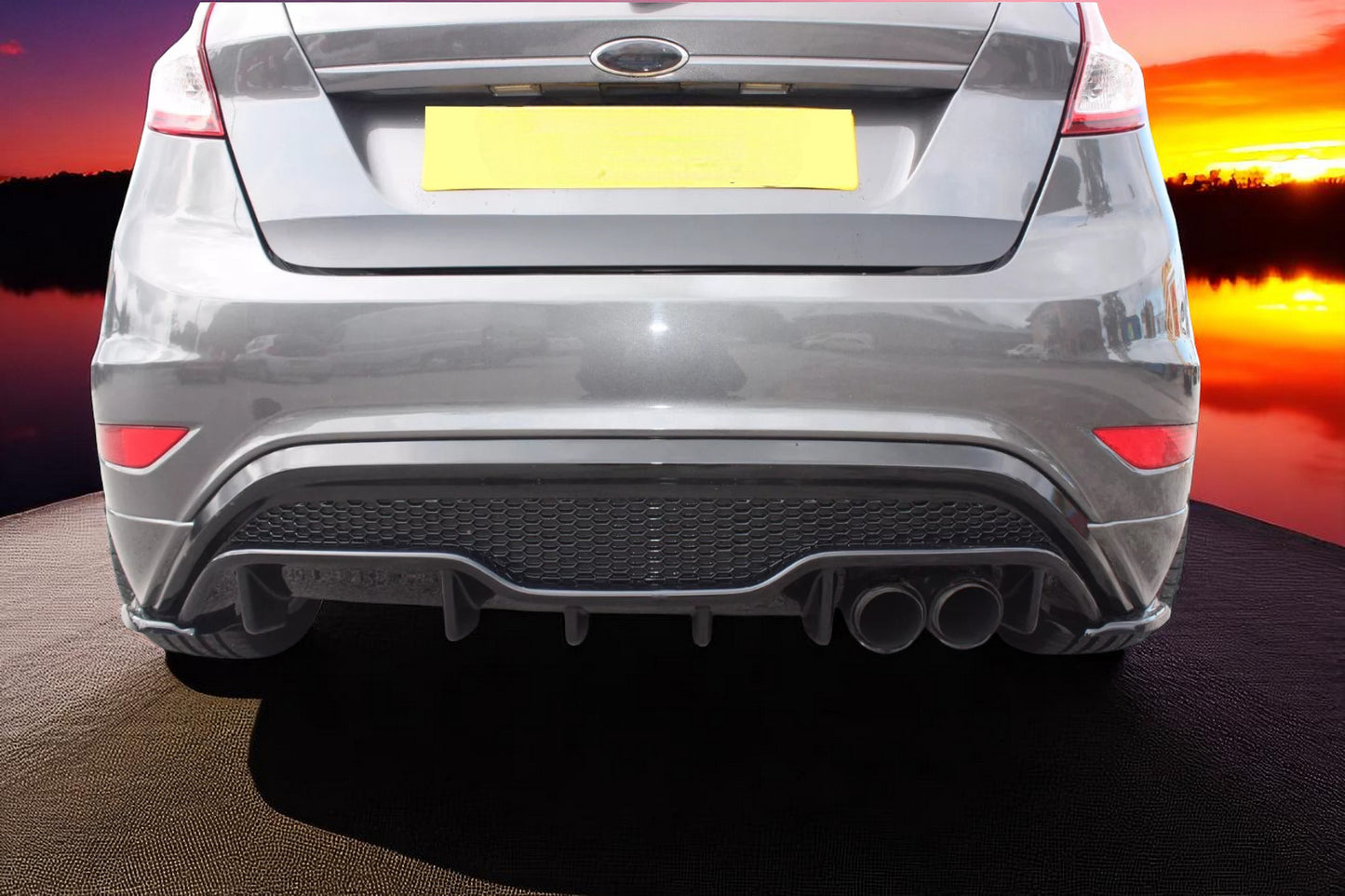 🔥Diffusore Posteriore Nero Lucido per Ford Fiesta Mk7 ST 🔥