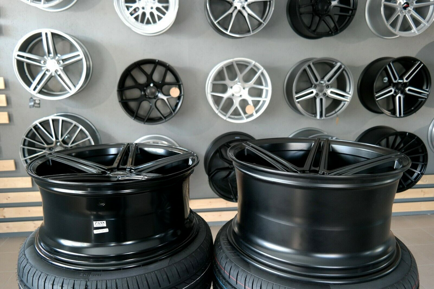 ADATTO per per BMW 3 5 6 e F Serie CERCHI IN LEGA 19 inch 5x120 FORZZA BOSAN