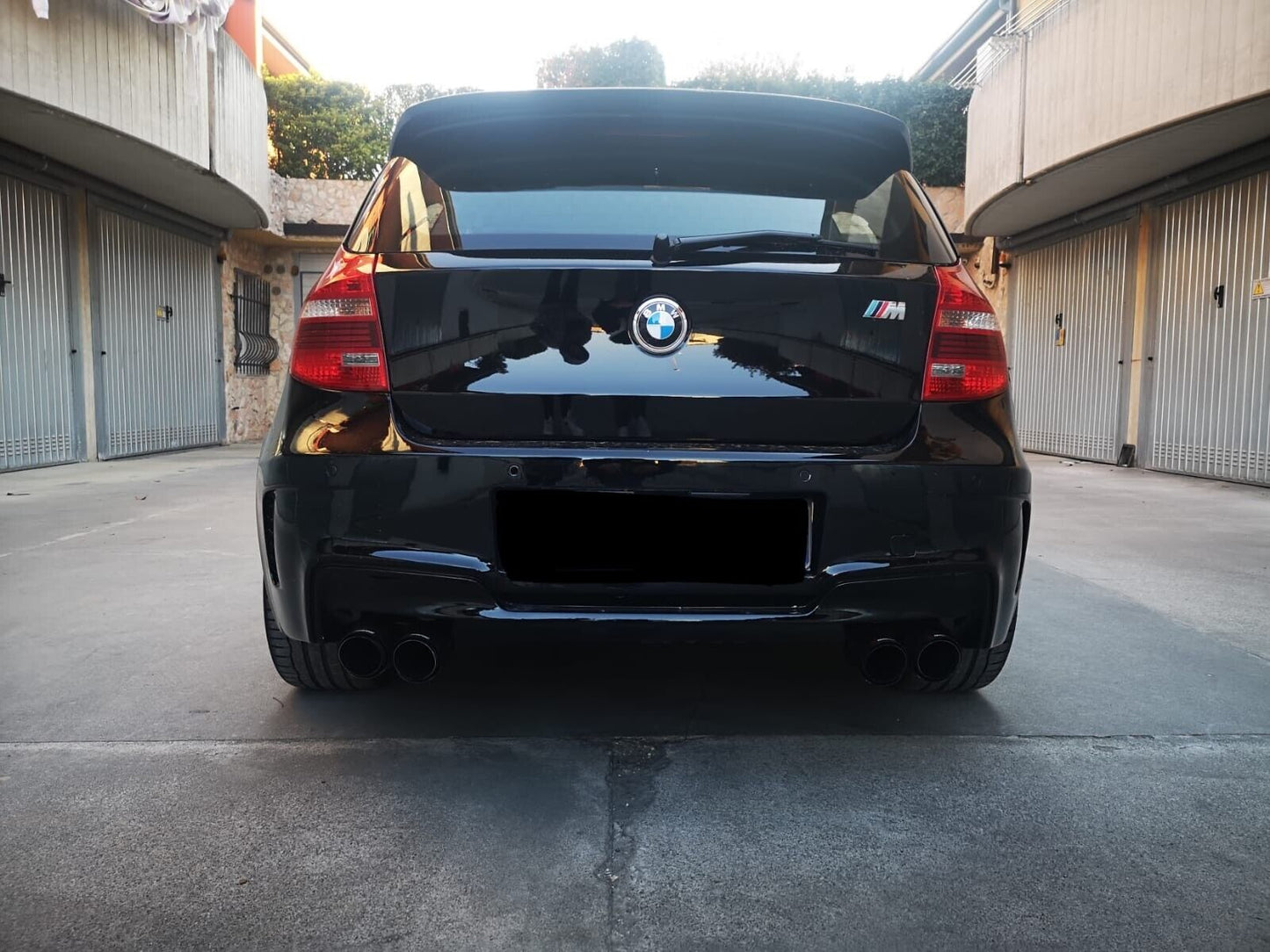 PARAURTI POSTERIORE ADATTO PER BMW SERIE 1 E87 E81 2004-2011 LOOK M1