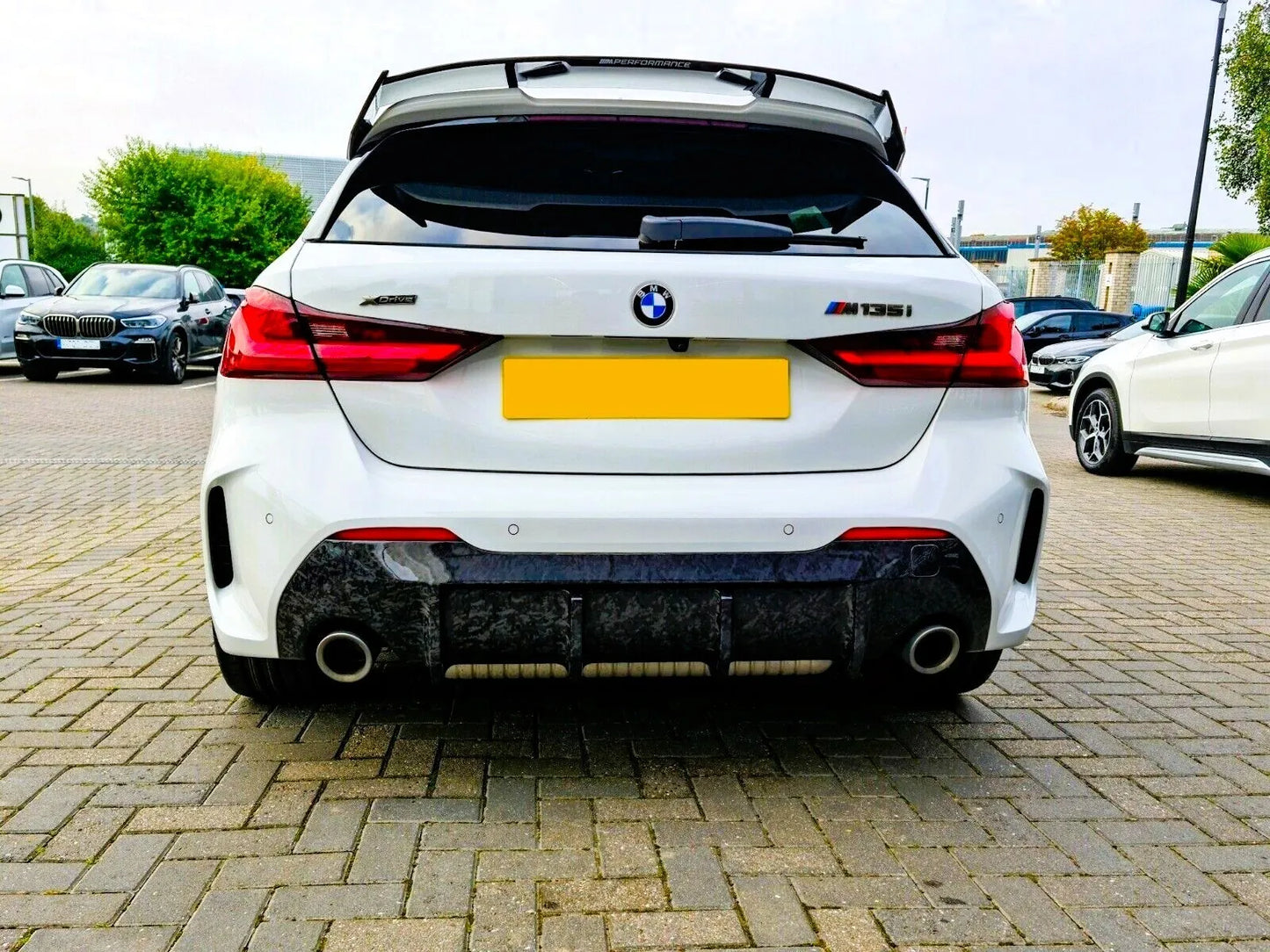 😎Glossy Black Diffuser Kit suitable for BMW 1 Series F40 2020+😎