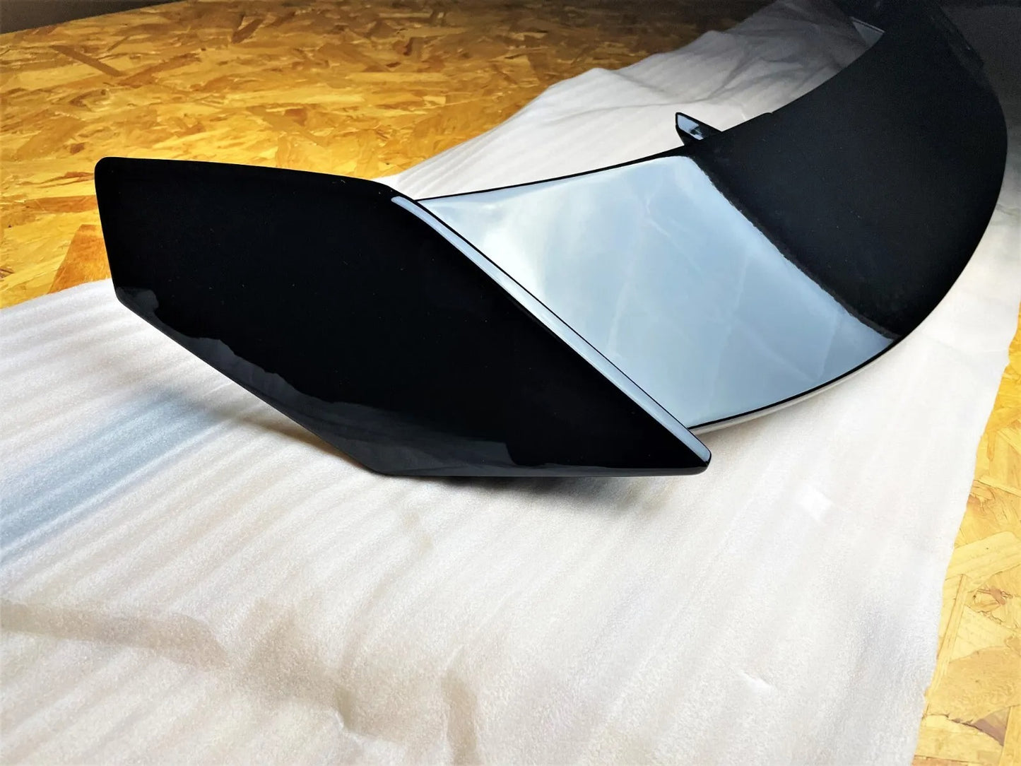 😎Glossy Black Spoiler Suitable for BMW 1 Series F40 M Sport Performance 2020+😎 