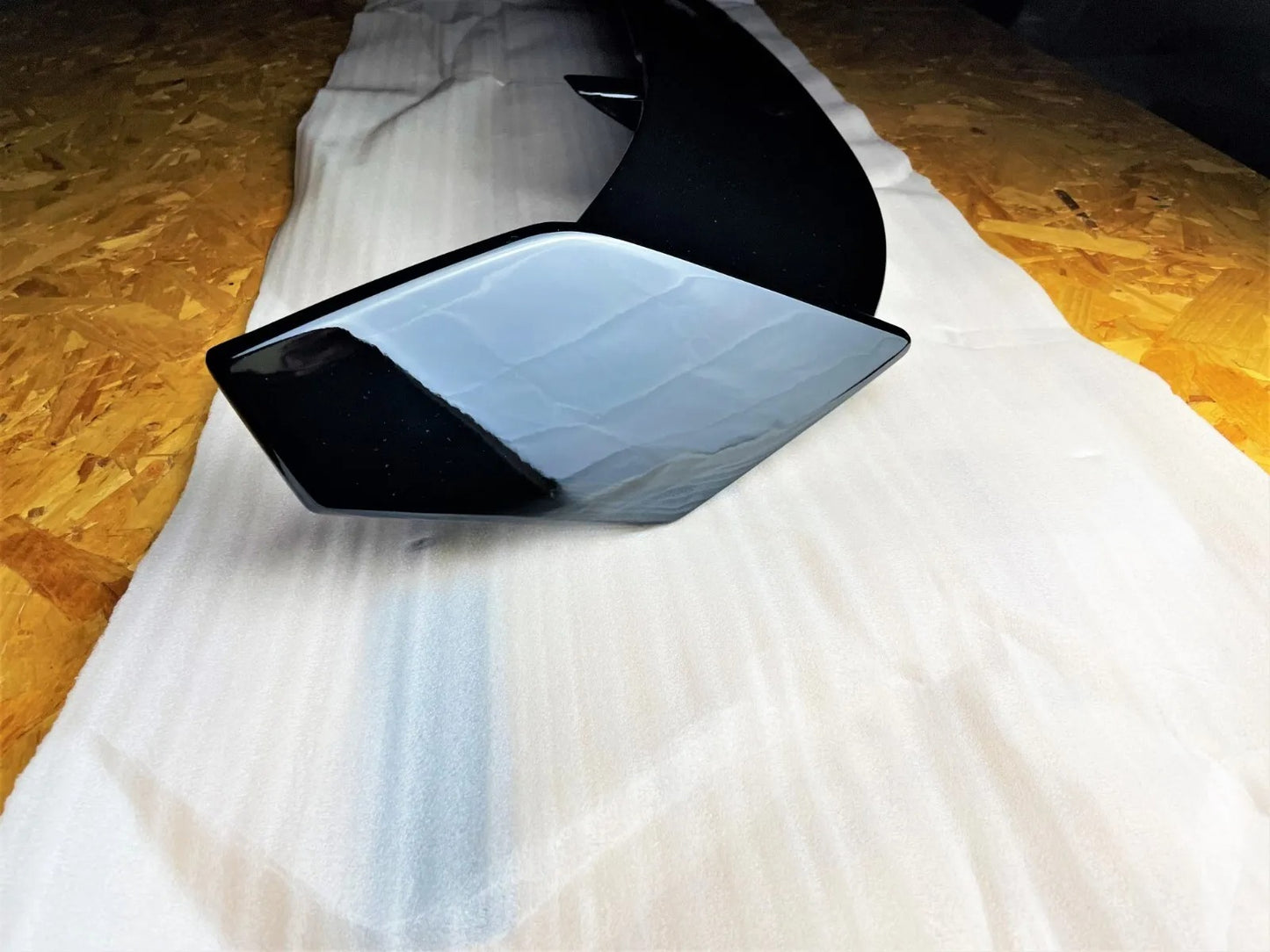 😎Glossy Black Spoiler Suitable for BMW 1 Series F40 M Sport Performance 2020+😎 