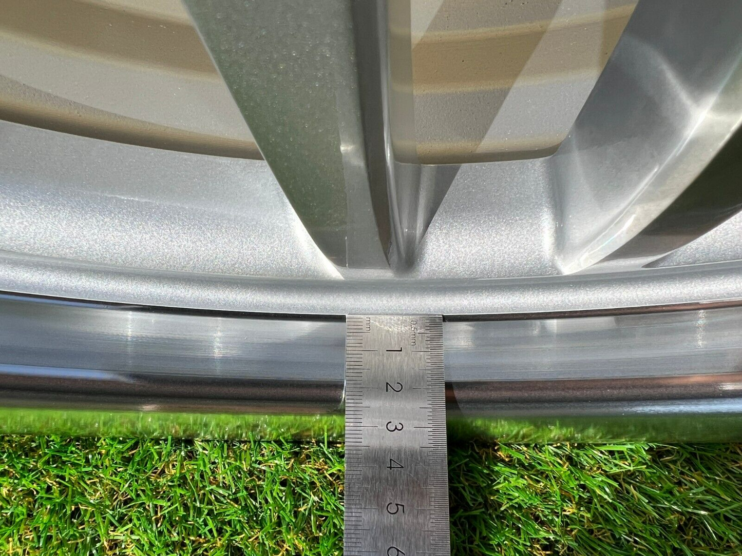 ADATTO per BMW E60 CERCHI IN LEGA 18 inch 5x120 Styling 37 Parallelo M5