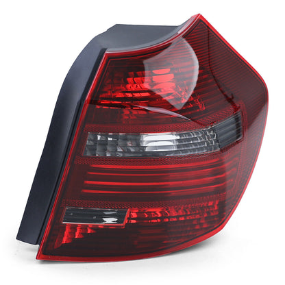 Fanale posteriore a LED nero fumè destro TYC adatto per BMW E81 E87-