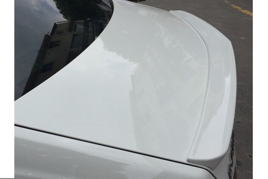 SPOILER adatto per Mercedes E class W212 2009-2016 Sedan