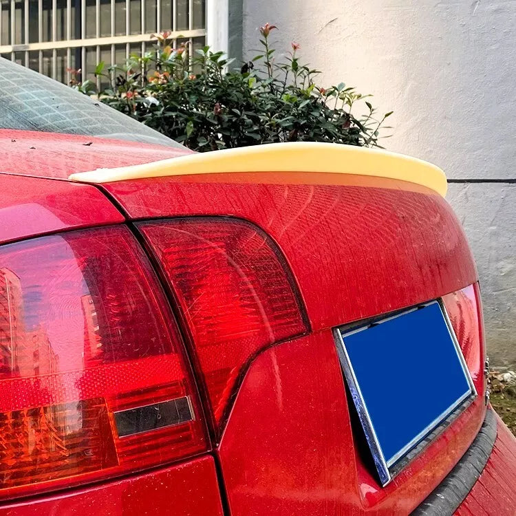 Gloss Black Rear Spoiler suitable for Audi A4 S4 RS4 B7 Sedan 