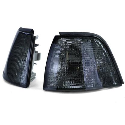 Coppia indicatori di direzione fumè neri adatti per BMW Serie 3 E36 Berlina Touring Compact 90-98