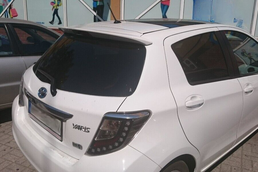 SPOILER suitable for Toyota Yaris 3 2011+