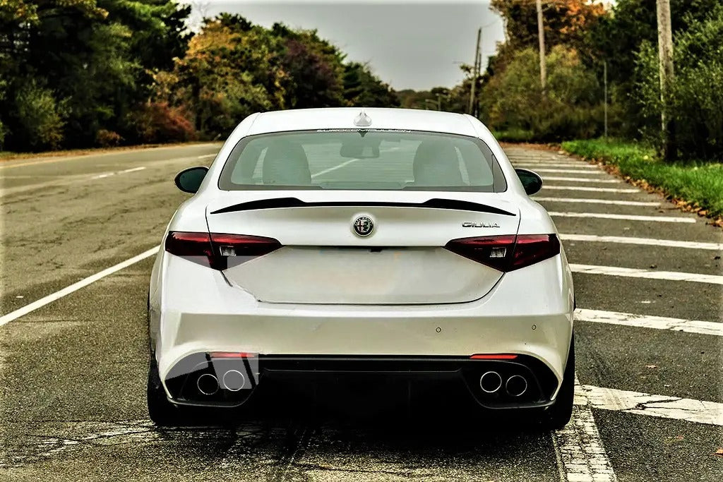 😎Carbon Fiber Rear Spoiler Fit For Alfa Romeo Giulia 952😎