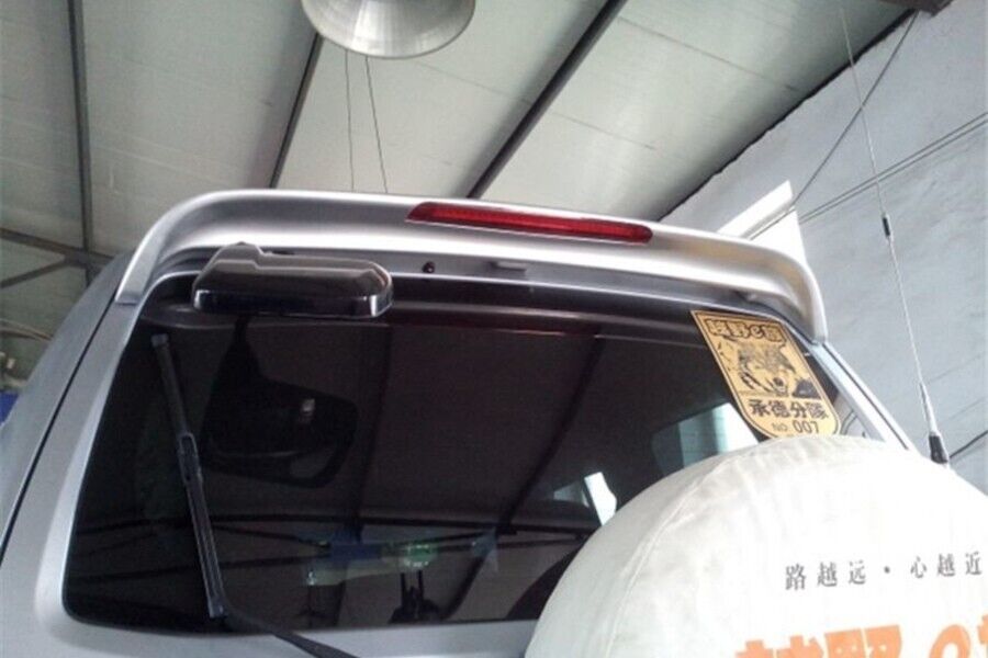 SPOILER POSTERIORE SUL TETTO ABS  per Mitsubishi Pajero 2006-2015