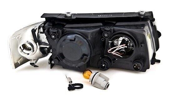 Set fari Angel Eyes per VW Passat 3B 96-00 con indicatore di direzione anteriore