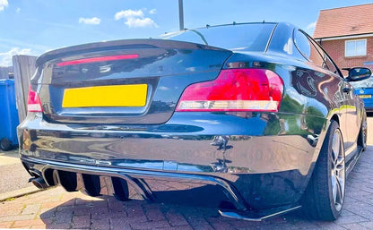 ✨Glossy Black Diffuser Suitable for BMW 1 Series Coupe E82✨