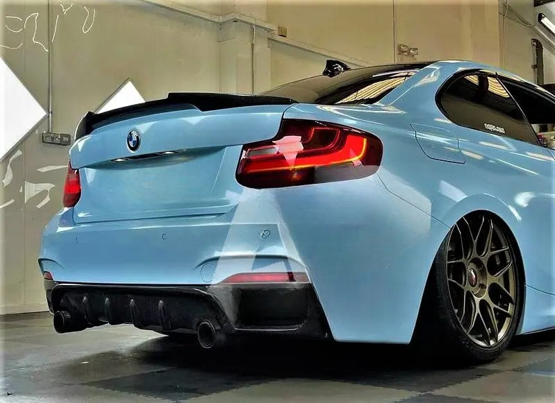 Spoiler posteriore nero lucido adatto per BMW Serie 2 M2 F22 F87