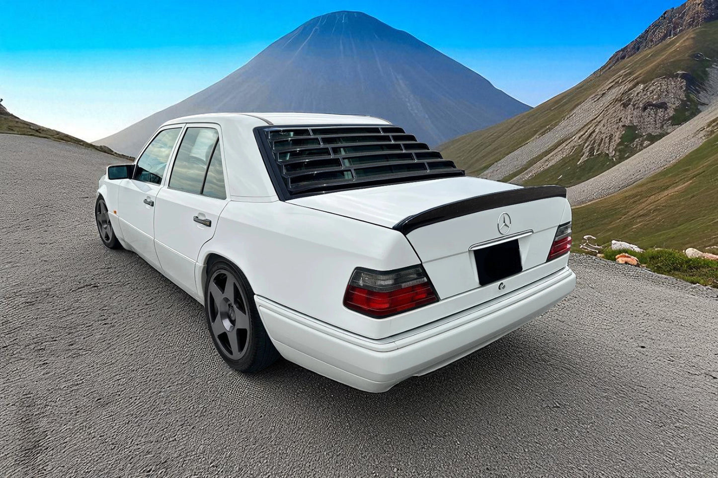 💫 Spoiler Posteriore per Mercedes W124 Berlina – Plastica ABS Look Sportivo 💫
