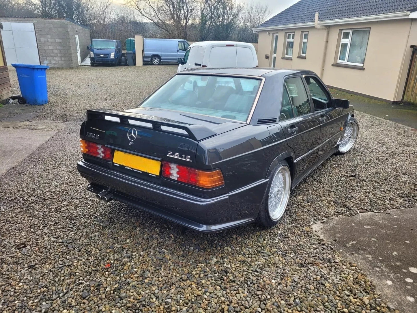 💫Kit Carrozzeria Look AMG per Mercedes 190 (W201) – Paraurti Anteriore💫