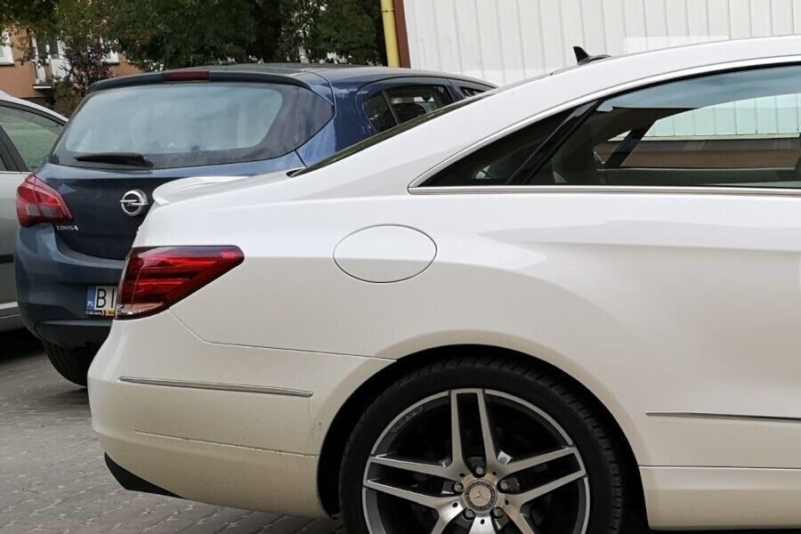 SPOILER adatto per Mercedes E class C207 2009-2013