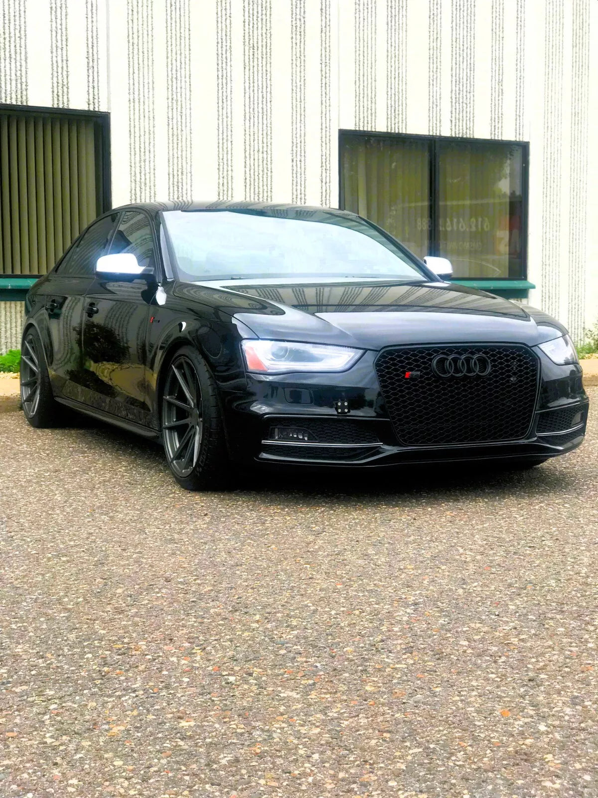 ✨Glossy Black Honeycomb Grille SUITABLE FOR Audi RS4 Style A4 S4 B8.5✨