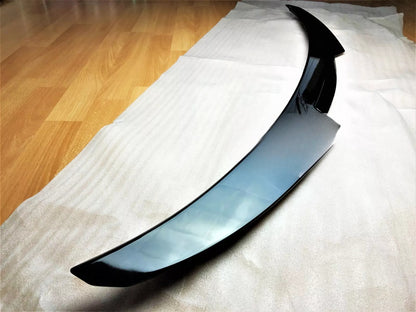 Spoiler posteriore nero lucido adatto per BMW Serie 2 M2 F22 F87