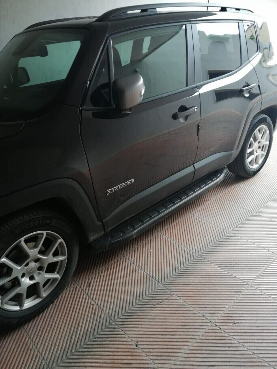 PORTAPACCHI NERO ADATTO PER JEEP RENEGADE 2014 - 2023