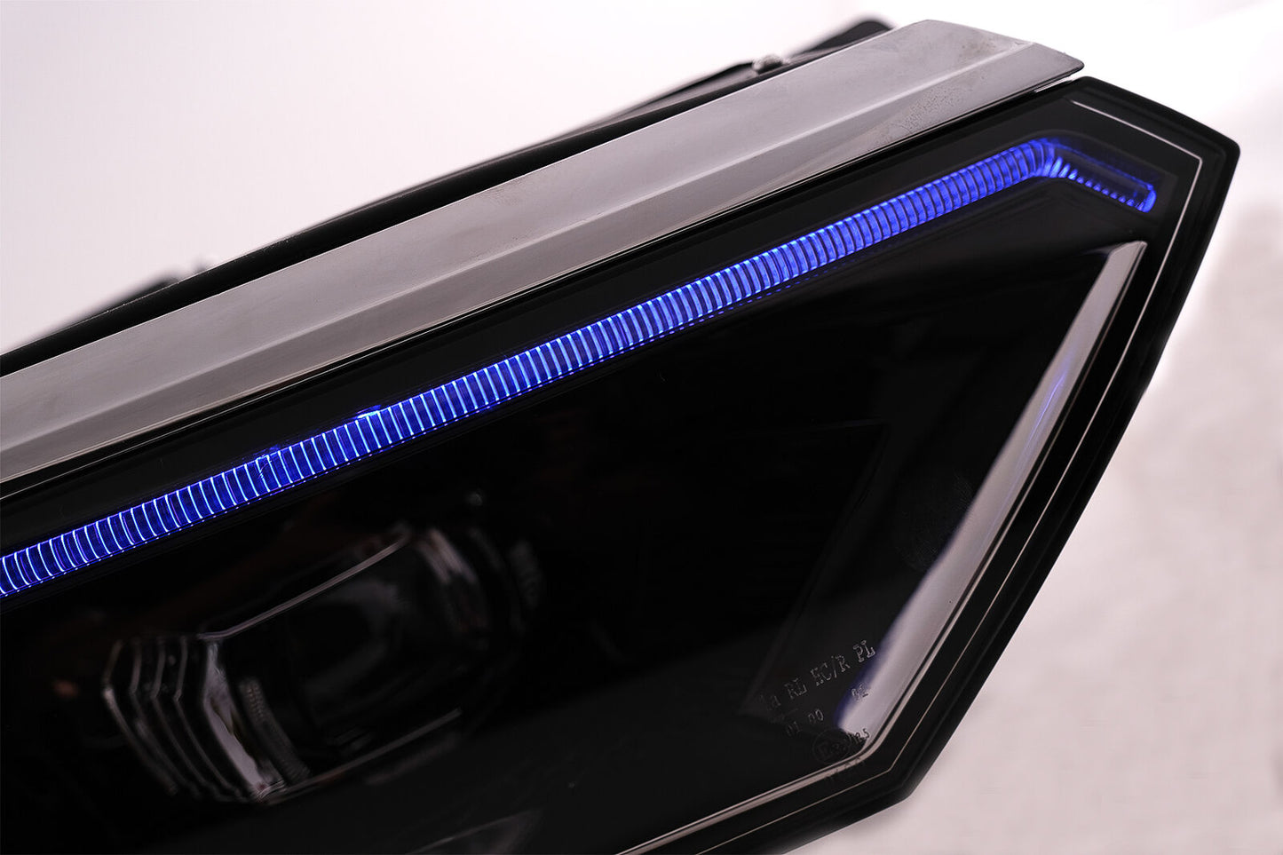 LED Headlights for VW Passat B8 3G Facelift 16-19 Dynamic lights 