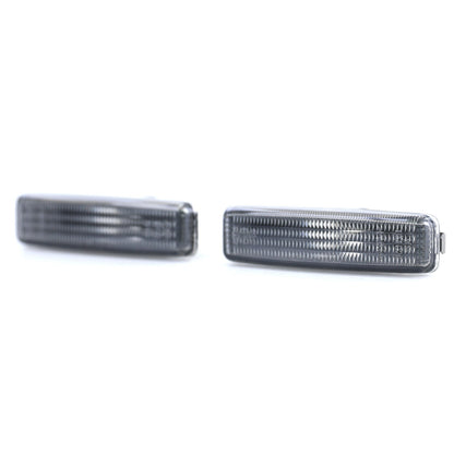 Coppia frecce laterali fumè nero adatte per BMW Serie 5 E39 berlina touring 95 AUTOELEGANCERICAMBI