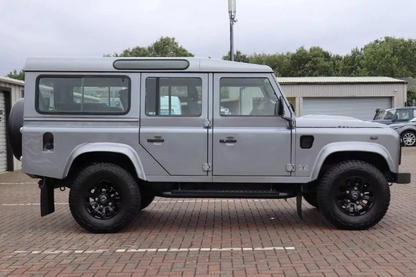 💫ART.7139 Pedane Laterali in Alluminio per Land Rover Defender 1990-2016💫