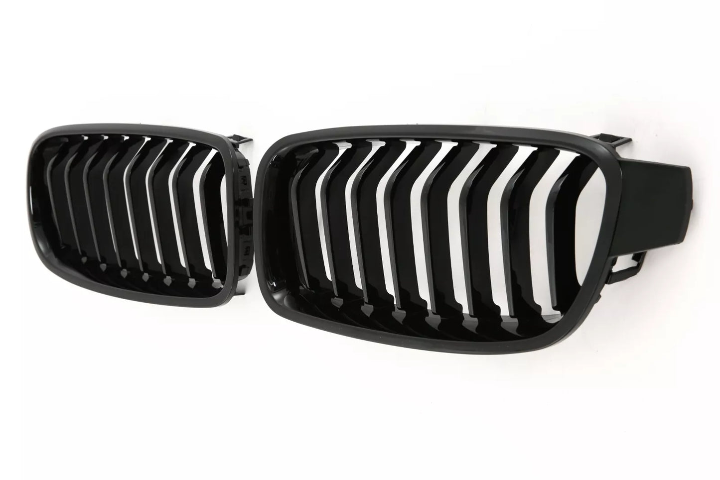 😍GRIGLIA  NERO LUCIDO ADATTE PER BMW SERIE 3 F30 F31 SPORT😍